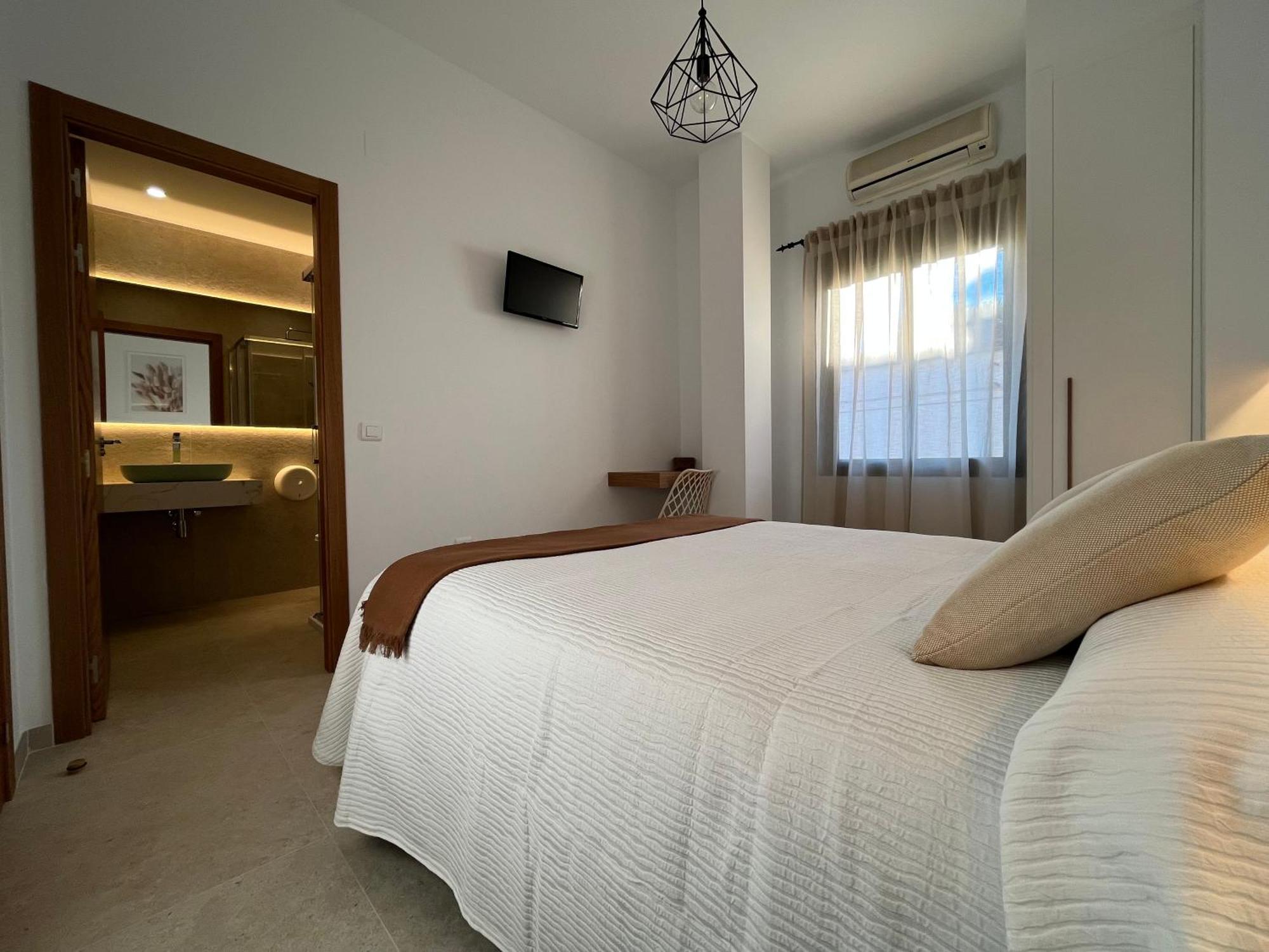 Hostal Parador De Los Llanos Torreorgaz エクステリア 写真
